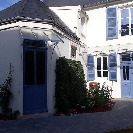 Les Pierres Bleues Hotel Bar-sur-Aube Exterior foto